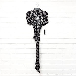 Black and Gray Short Sleeve Tie